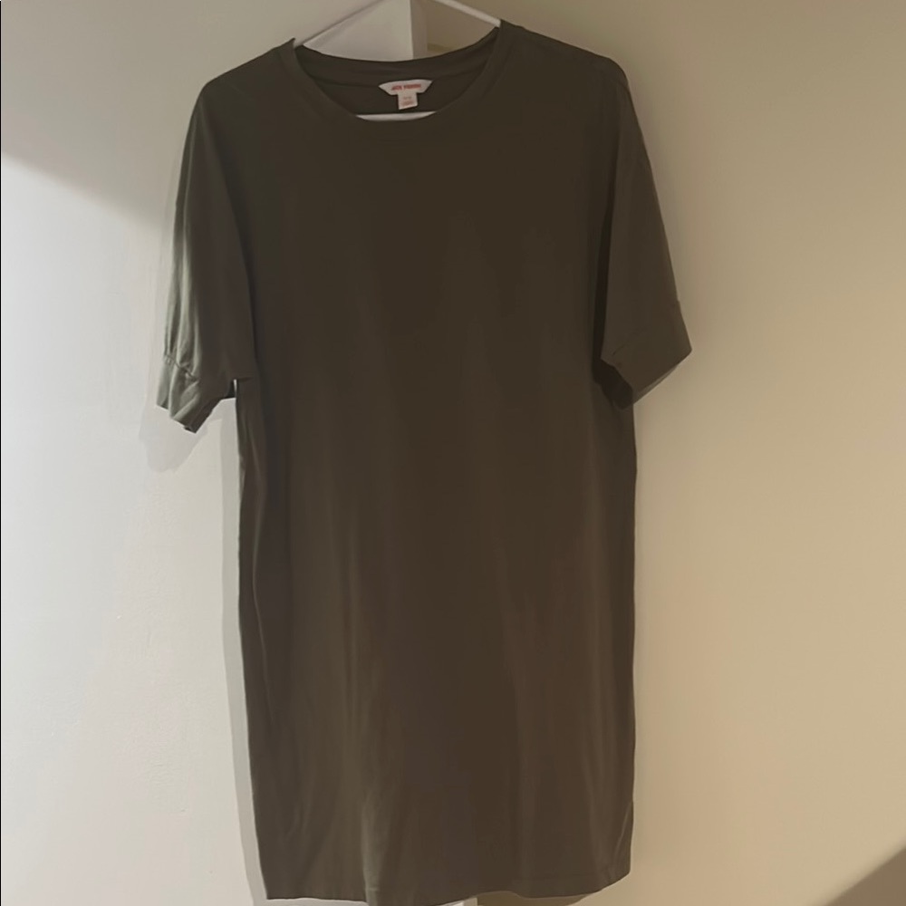 Joe Fresh Olive Green T-Shirt Dress. Size Medium